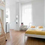 City Studio In Friedrichshain Apartment