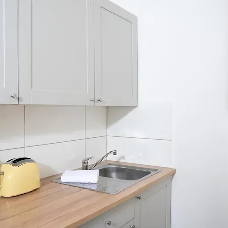 City Studio In Friedrichshain Apartment *