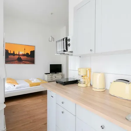 City Studio In Friedrichshain 아파트